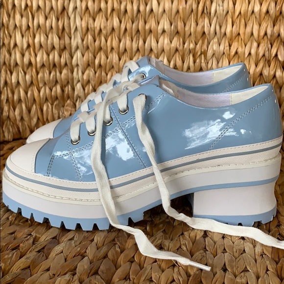 NIB 💙 Sugar Thrillz Patent Platform Sneakers - Picture 4 of 8